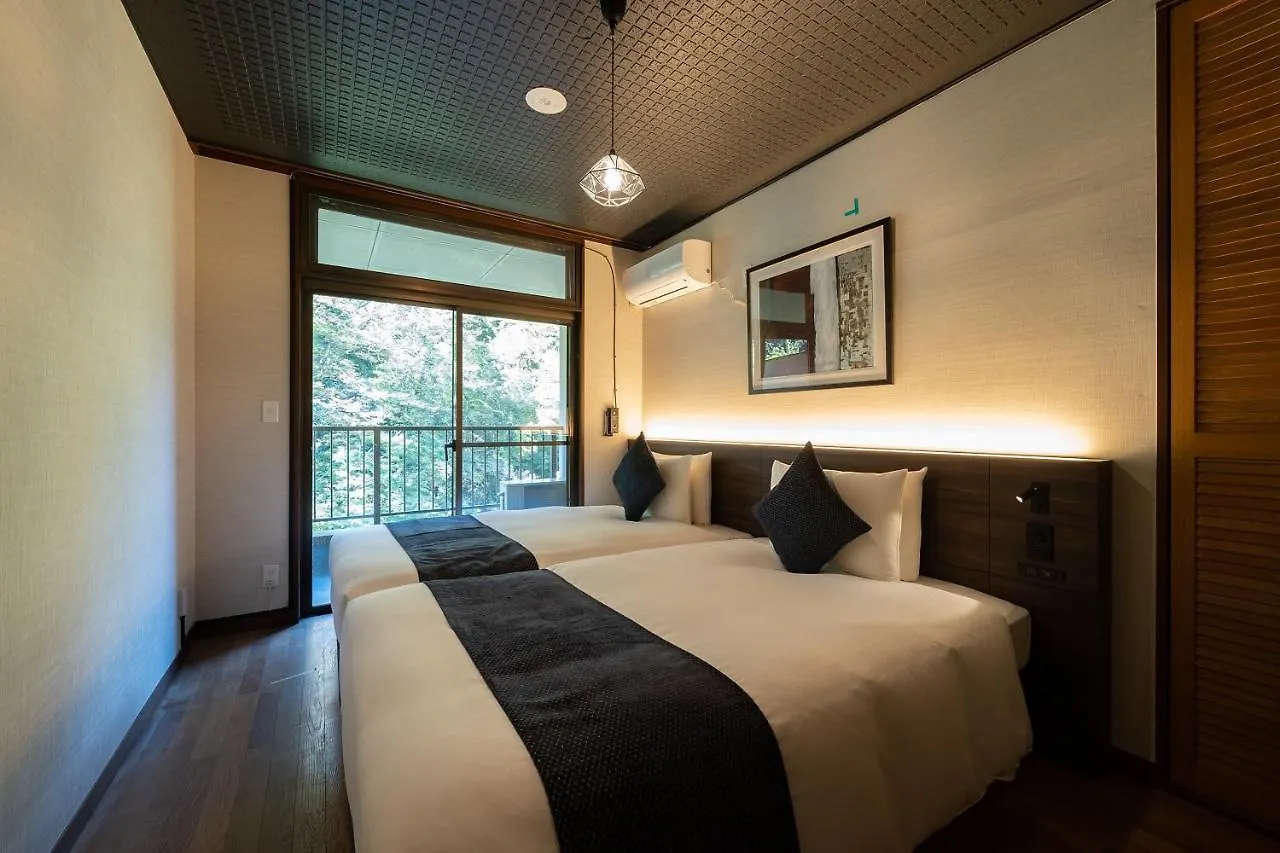 Onsen Guest House Tsutaya Hakone 2*,  Japonya